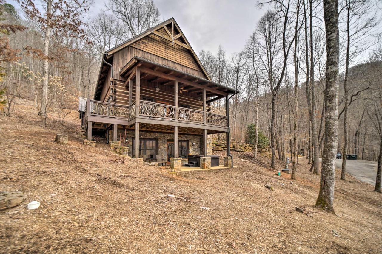 Luxury Cabin Rental In Franklin With Private Hot Tub Экстерьер фото