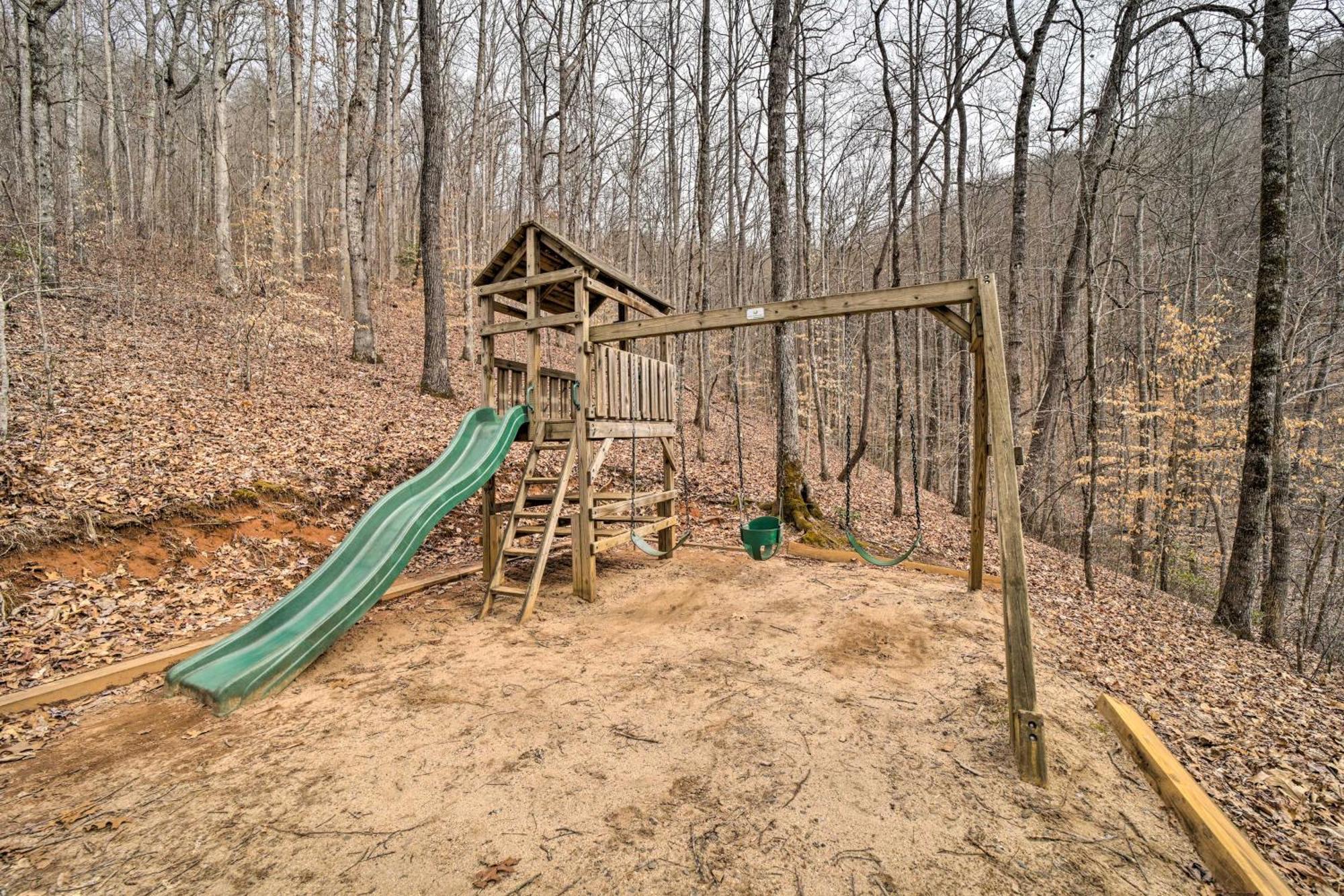 Luxury Cabin Rental In Franklin With Private Hot Tub Экстерьер фото